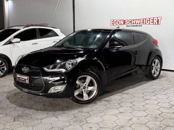 HYUNDAI VELOSTER 1.6 16V GASOLINA 3P AUTOMÁTICO HYUNDAI VELOSTER 1.6 16V GASOLINA 3P AUTOMÁTICO
